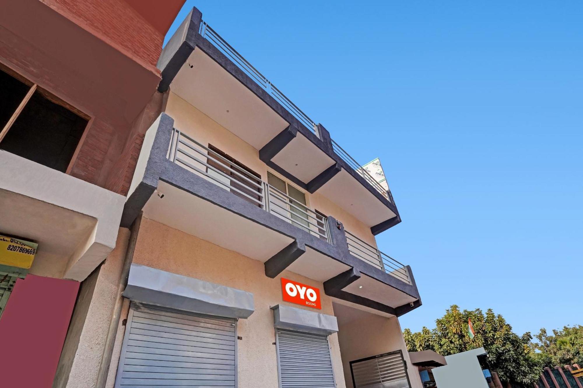 Hotel O Avs Hotel & Restaurant Noida Exterior photo